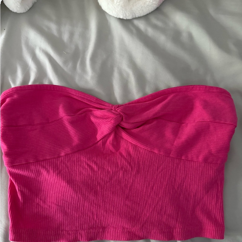 SHEIN Fuchsia Strapless Twist Top